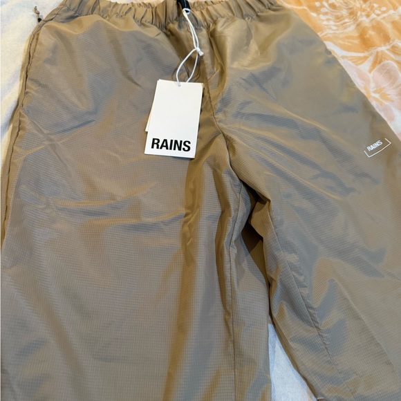 Rains Women's Dili pants, color-Sand, size XS, NWT. - Picture 2 of 4